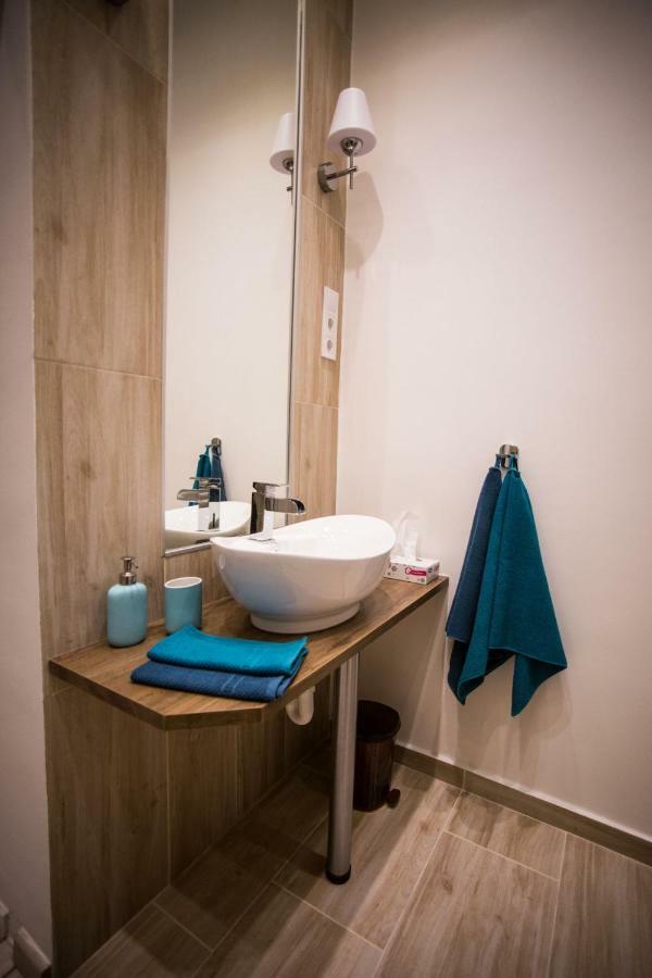 Izabella Vintage Style Apartment Budapest Ngoại thất bức ảnh