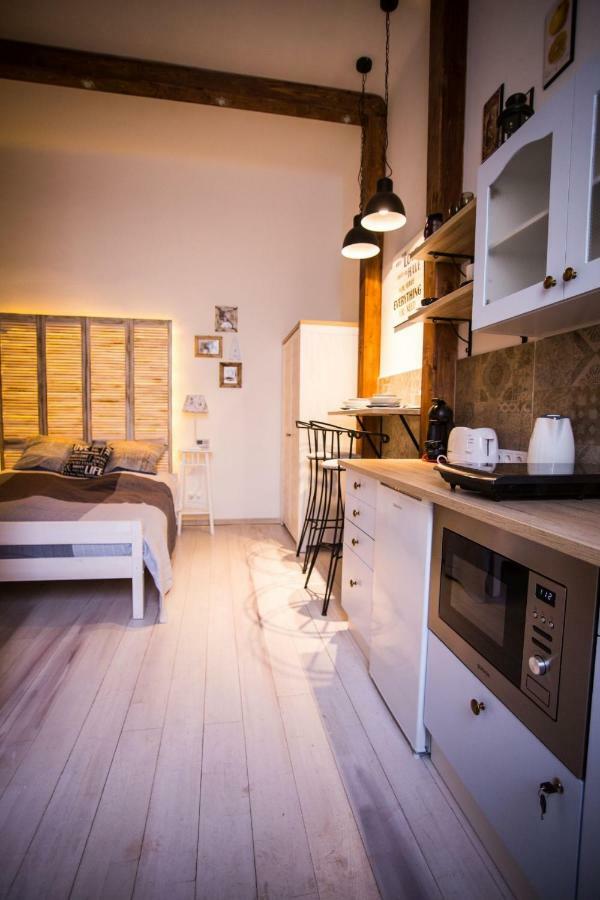 Izabella Vintage Style Apartment Budapest Ngoại thất bức ảnh