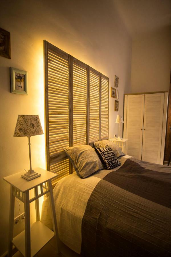 Izabella Vintage Style Apartment Budapest Ngoại thất bức ảnh