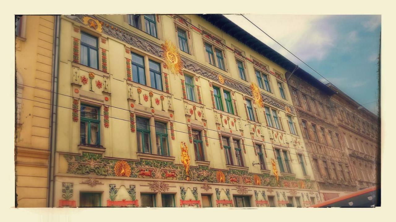 Izabella Vintage Style Apartment Budapest Ngoại thất bức ảnh